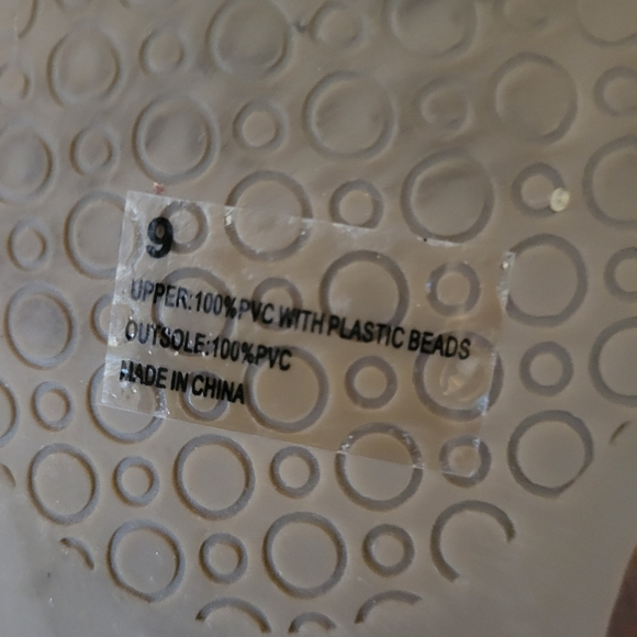 Gray sandals Size 9 - Picture 3 of 3